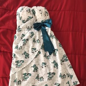 White floral strapless cocktail dress